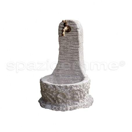 Fontana a colonna Astrid