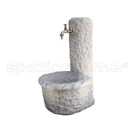 Fontana a colonna Lea