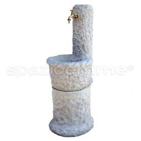 Fontana a colonna Lea con base