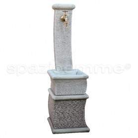 Fontana a colonna Karyn con base