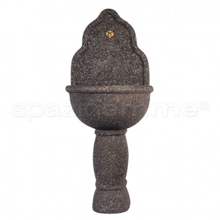 Fontana in cemento Zahira maratea